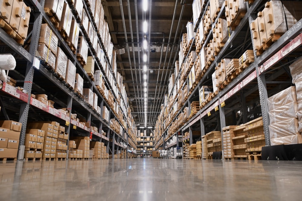 Robotic Systems in Distribution and Fulfillment Centers