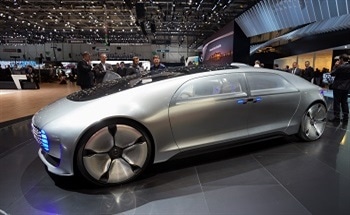 The Challenges the Automotive Industry Faces with Commercializing Autonomous Vehicles