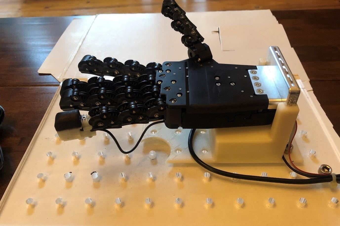 Scientists Identify Key to Improve Robot Dexterity and Prosthetic Hand Performance.