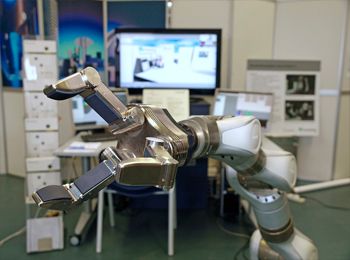 Numerous Industrial Applications of Robotics Discussed at Expert Days Hosted by SCHUNK