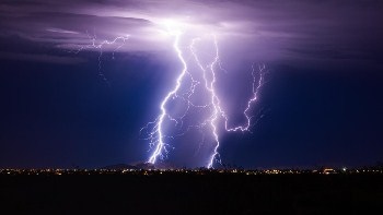 Researchers Use Artificial Intelligence to Predict Lightning Strikes