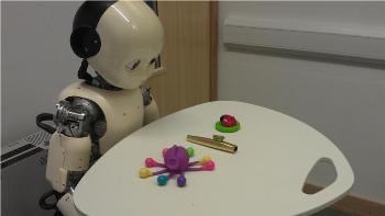 iCub Humanoid Robot Helps Solve Mystery of How Young Children Learn New Words