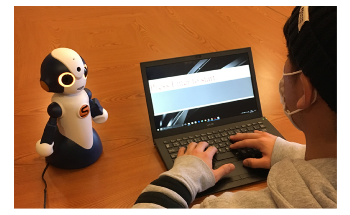 Praise Given by Robots and Virtual Agents Increases Offline Learning
